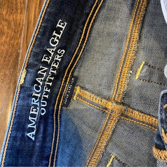 American Eagle Kick Boot jeans SZ 2 - Picture 4 of 8